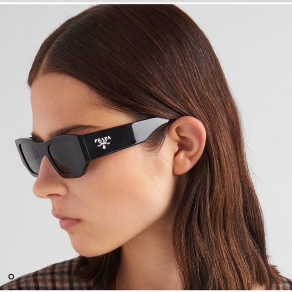 Prada Black Sunglasses - Picture 1 of 9